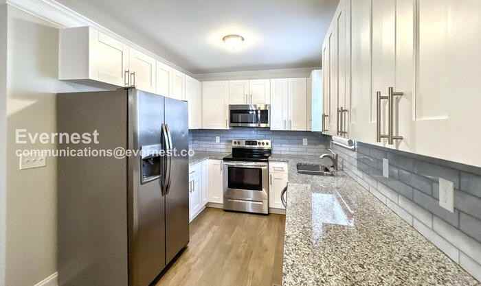 116 Park Ave Se - Photo 4 of 23