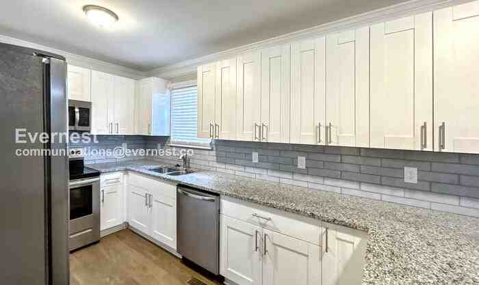 116 Park Ave Se - Photo 5 of 23