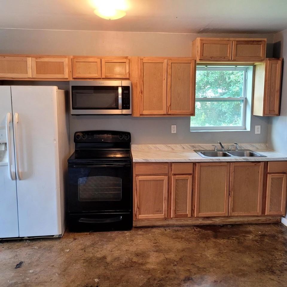 8511 Ocala Ave #1 - Photo 3 of 11