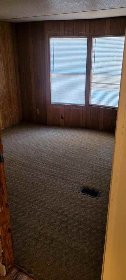 8010 Noroad #NA - Photo 6 of 12