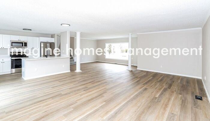 11328 Templeton Dr - Photo 5 of 23