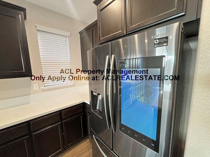 384 Baja Ct - Photo 4 of 28