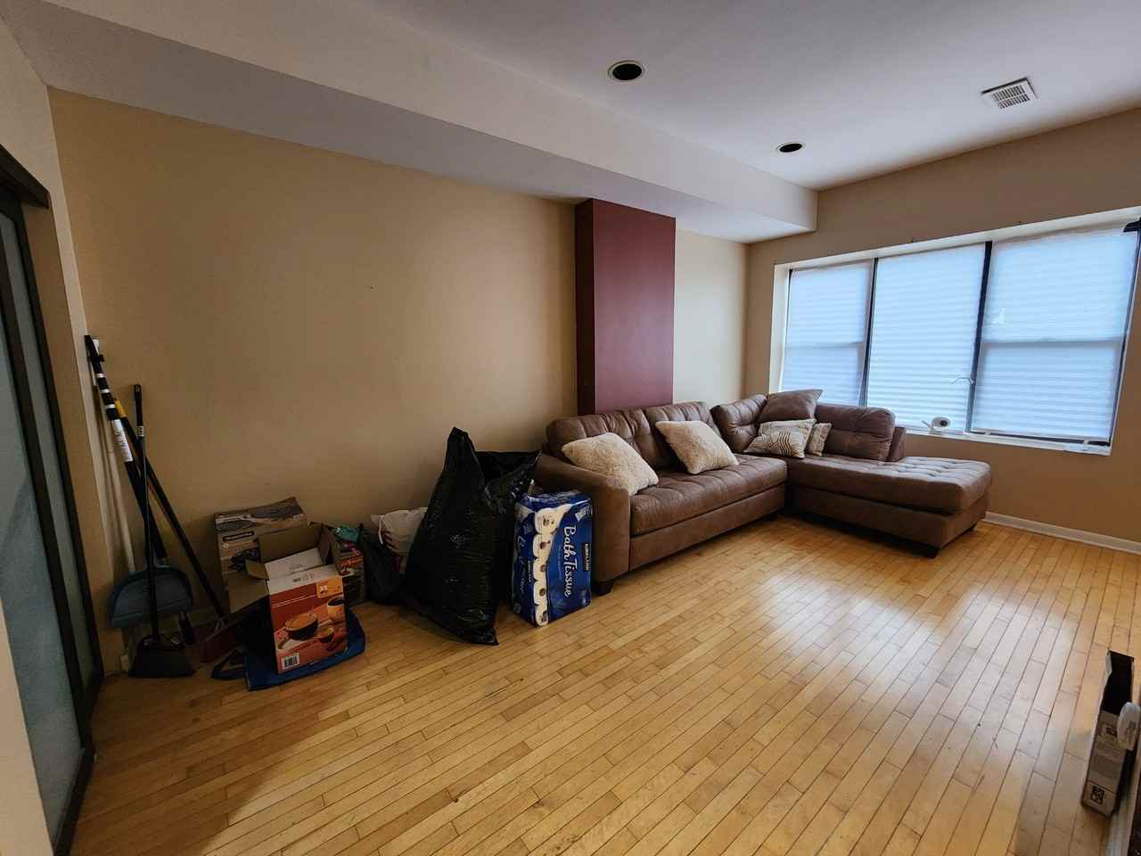 454 N Western Ave #2 - Photo 4 of 26