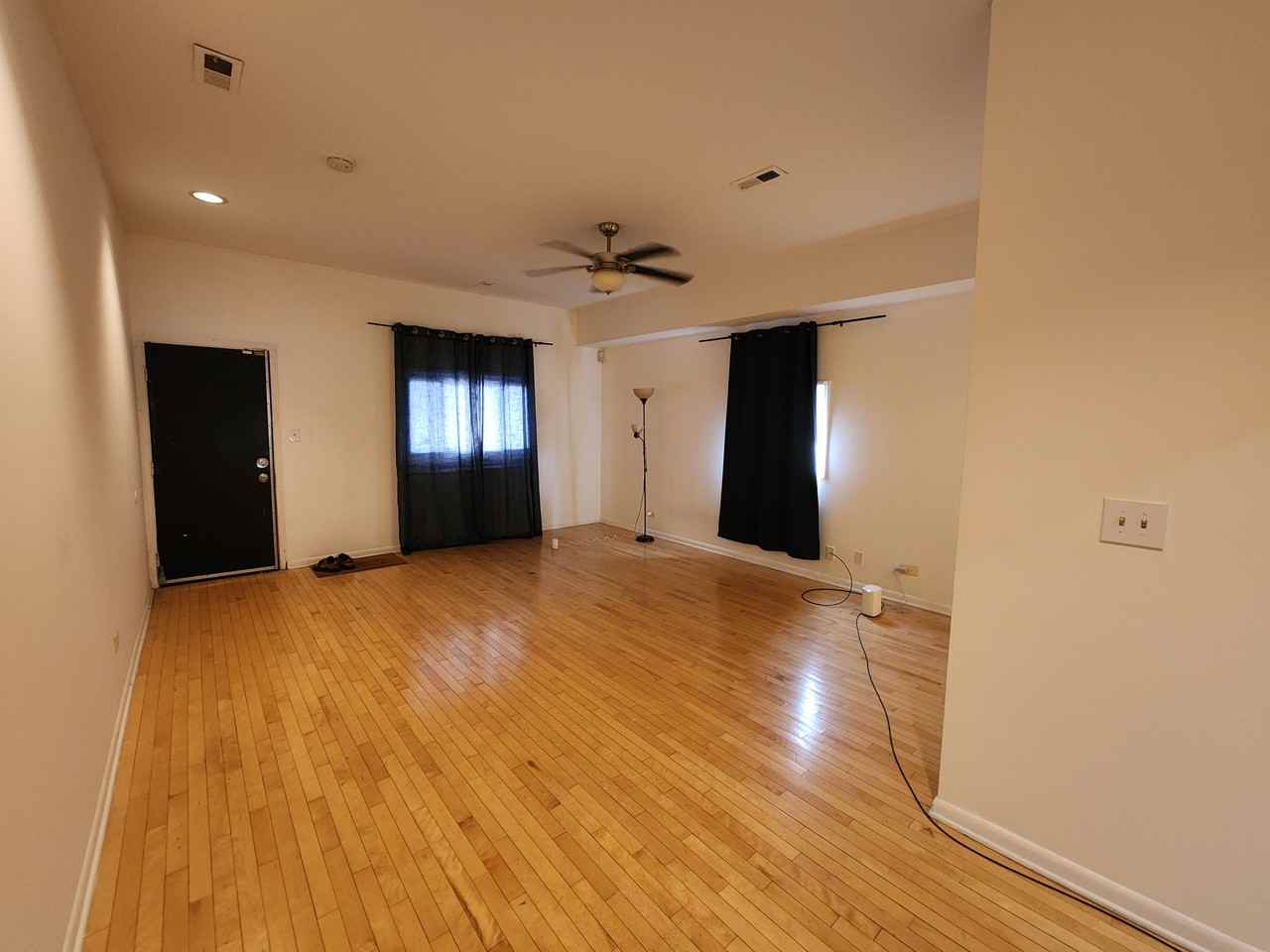 454 N Western Ave #2 - Photo 7 of 26