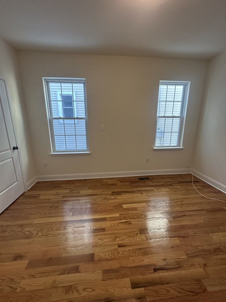 166 W Washington Ave #166A - Photo 7 of 23