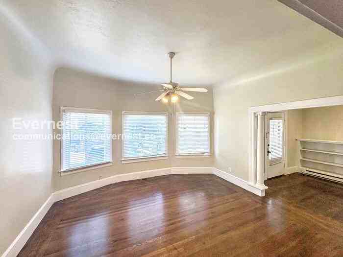 714 60th St - Photo 7 of 20