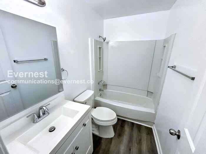 437 Annie St - Photo 6 of 17