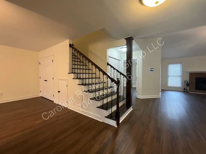 11431 Howell Center Dr - Photo 2 of 26