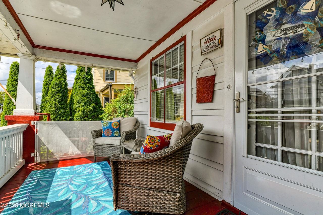 129 Cookman Ave - Photo 7 of 35