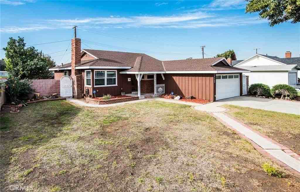 18409 Purche Ave - Photo 7 of 41