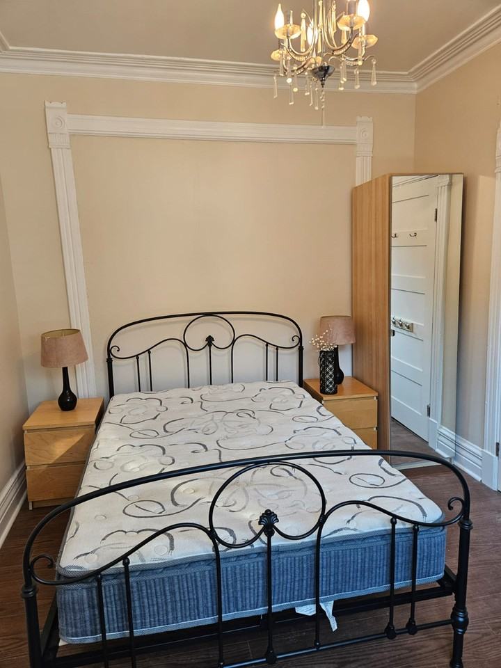 Rue St-Urbain - Photo 3 of 19