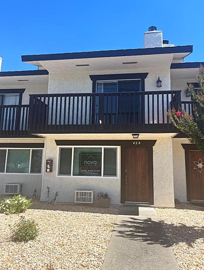 42 Washington St - Photo 2 of 20