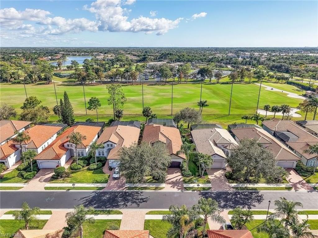 7864 Valencia Ct - Photo 5 of 48