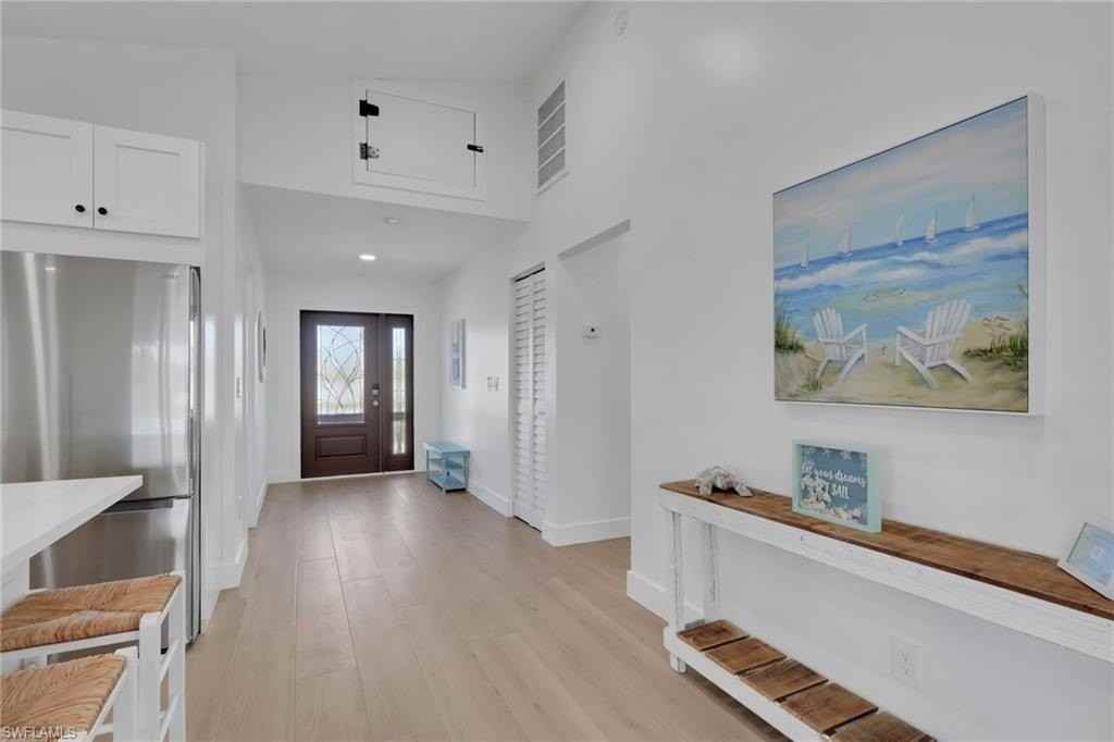 2700 Gulfview Dr - Photo 3 of 25