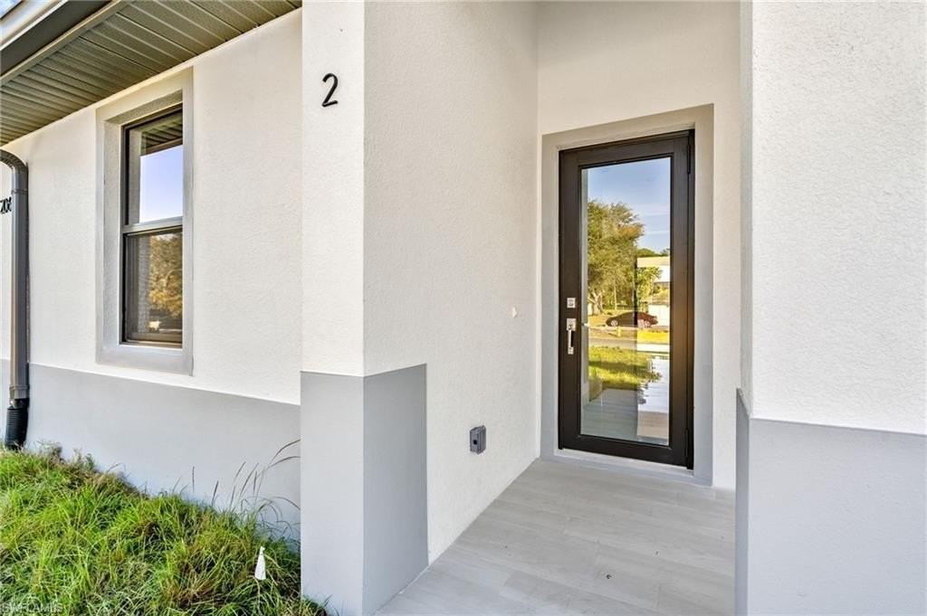 2064 55th Ter Sw - Photo 4 of 30