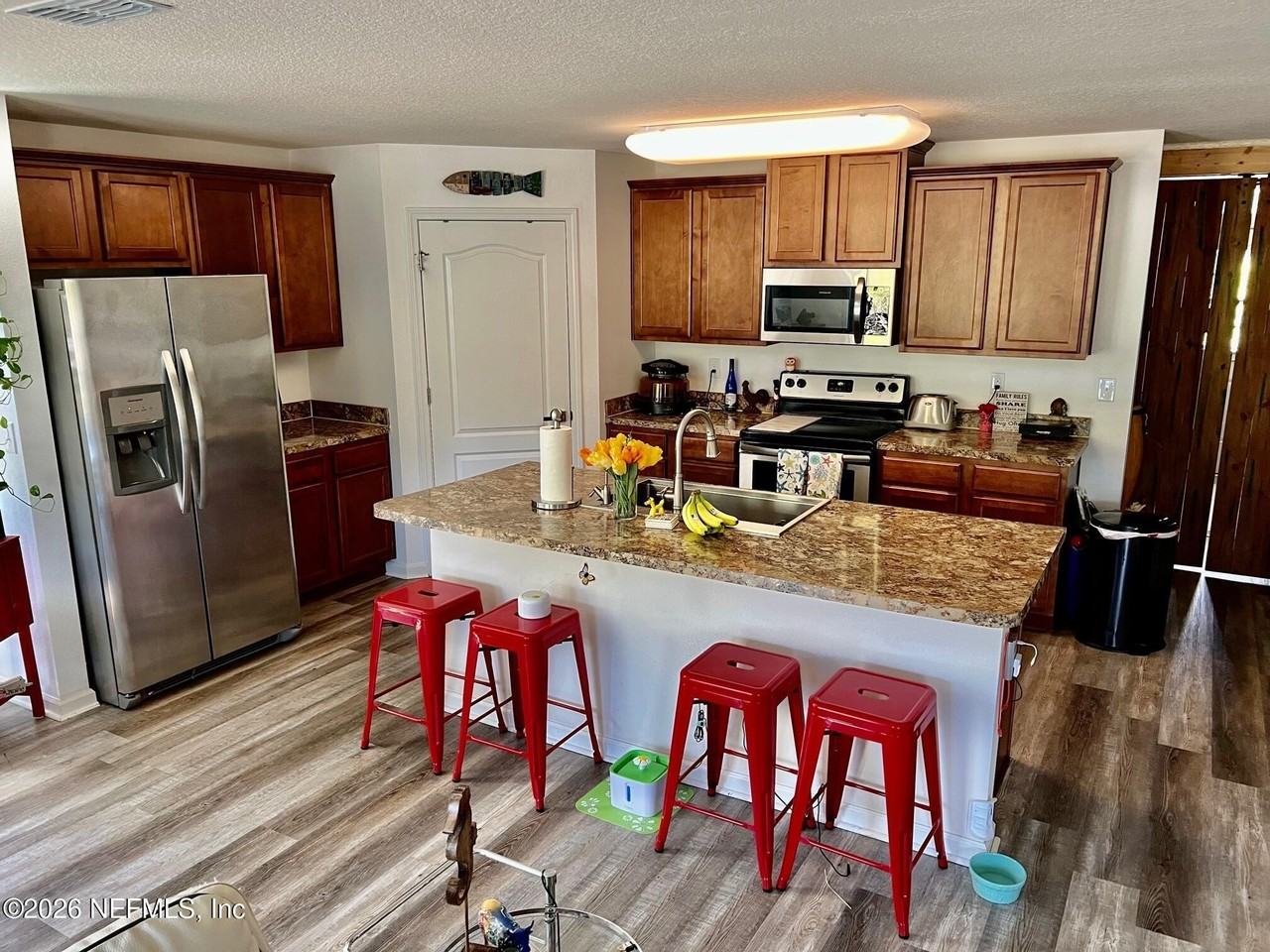 166 Green Palm Ct - Photo 4 of 23