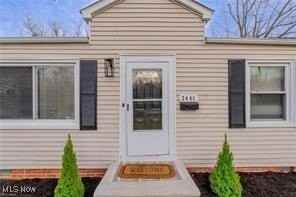 2441 Malden Rd - Photo 2 of 30