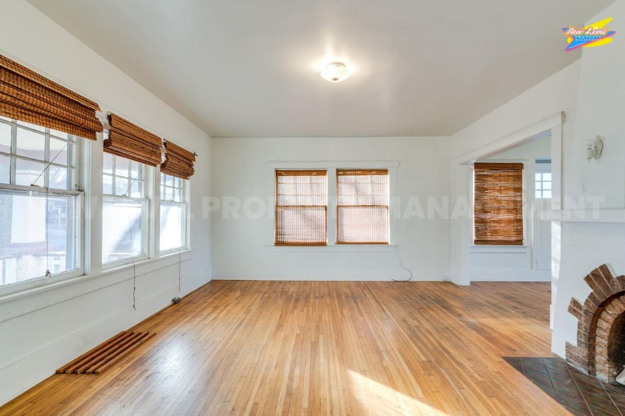 339 N Holyoke Pl - Photo 6 of 20