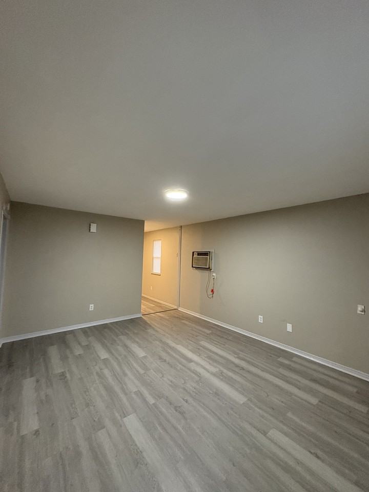 201 NW K - a #A - Photo 2 of 7