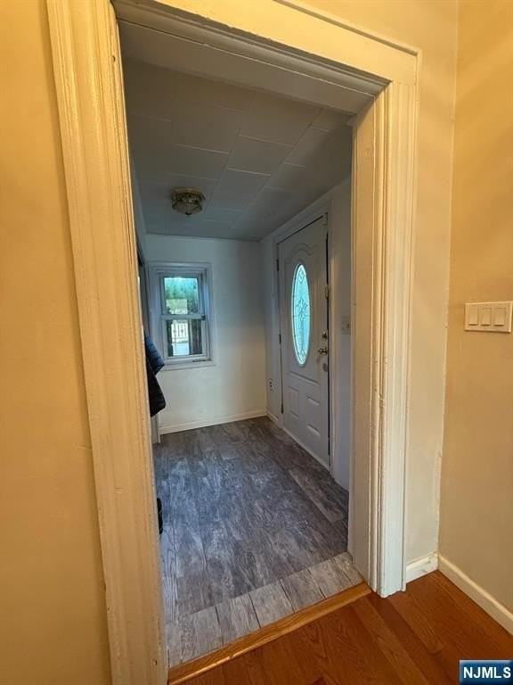 365 3rd St - Photo 3 of 31