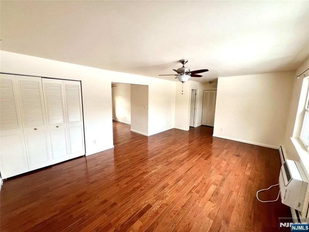 1 Rustic Cir ## 1c - Photo 2 of 9