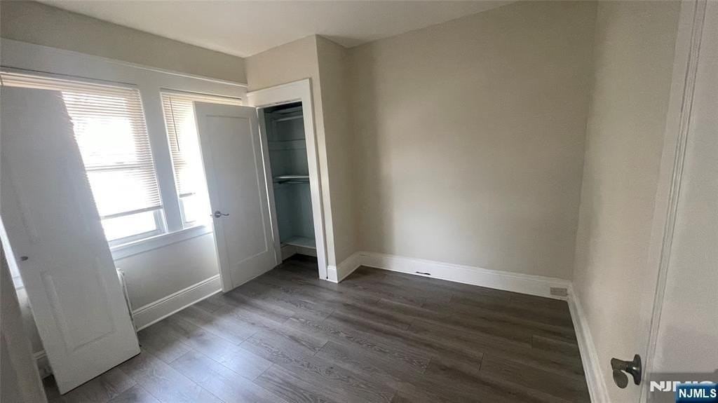 156 Hudson Ave - Photo 7 of 15