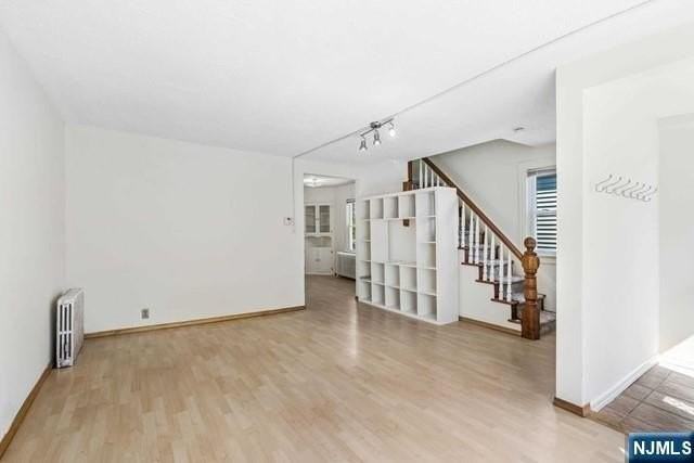 122 Spring St - Photo 3 of 19