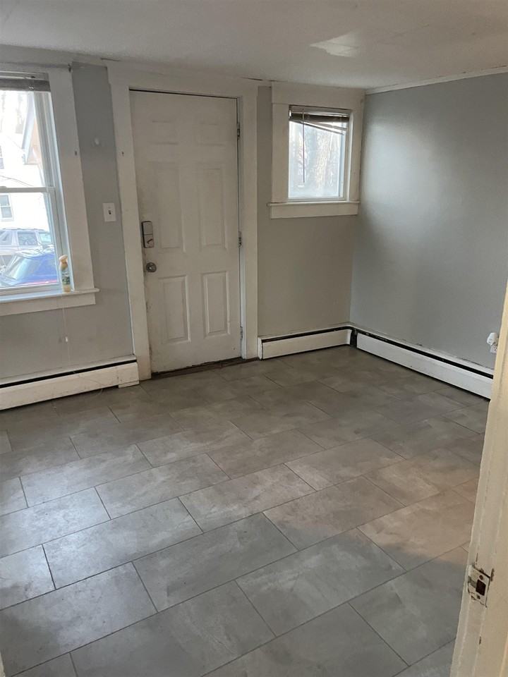 19A Hanson St - Photo 7 of 14