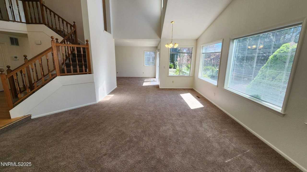 3650 Brighton Way - Photo 3 of 13