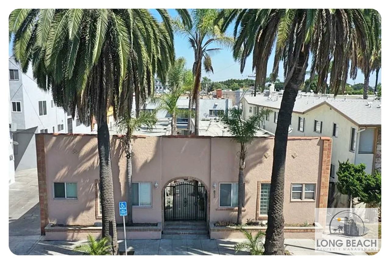 833 East 1st Street #7 - Photo 7 of 9