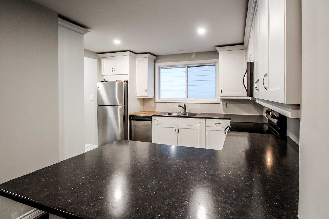 668 Highpoint Ave #1UPPER - Photo 4 of 24