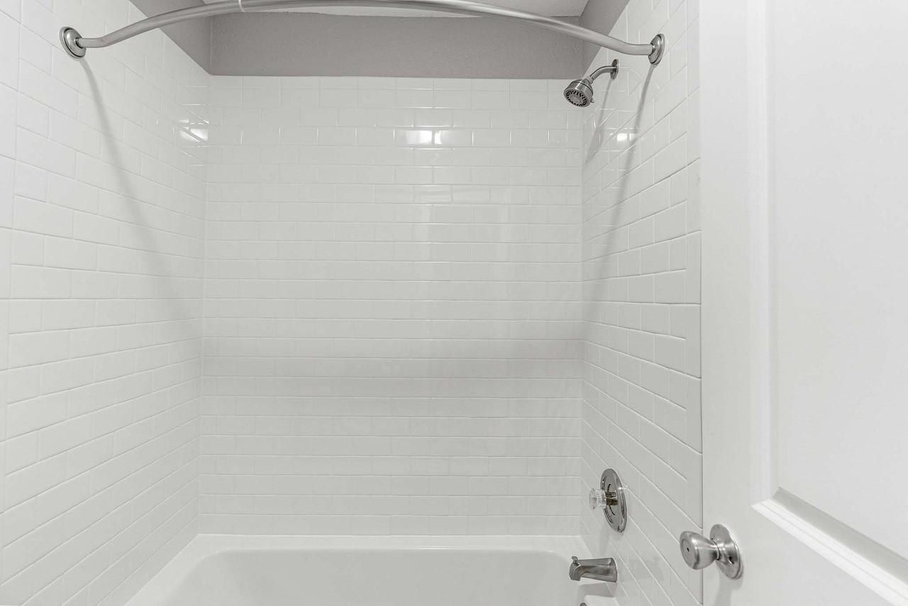 2628 Encina DriveUnit D #04D - Photo 6 of 18