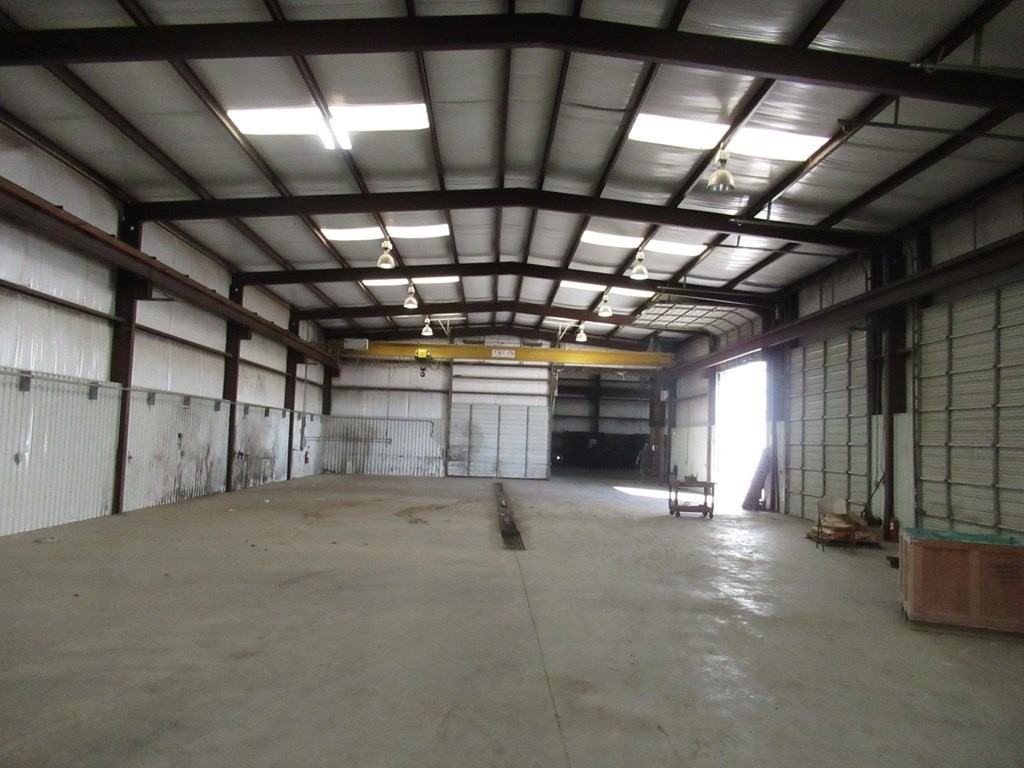 2106 N Fm 1788 - Photo 4 of 7