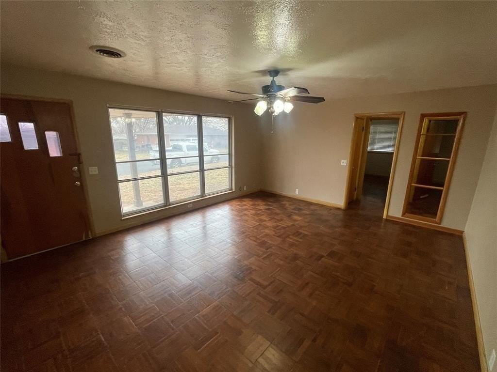 1019 Randall Rd - Photo 3 of 9