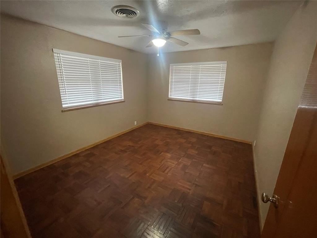 1019 Randall Rd - Photo 5 of 9