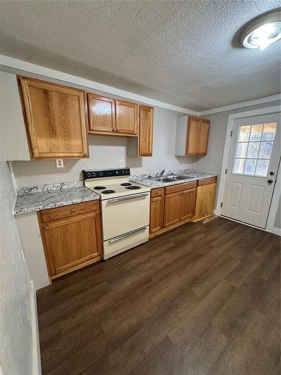 4107 N Hammond Ave - Photo 2 of 7