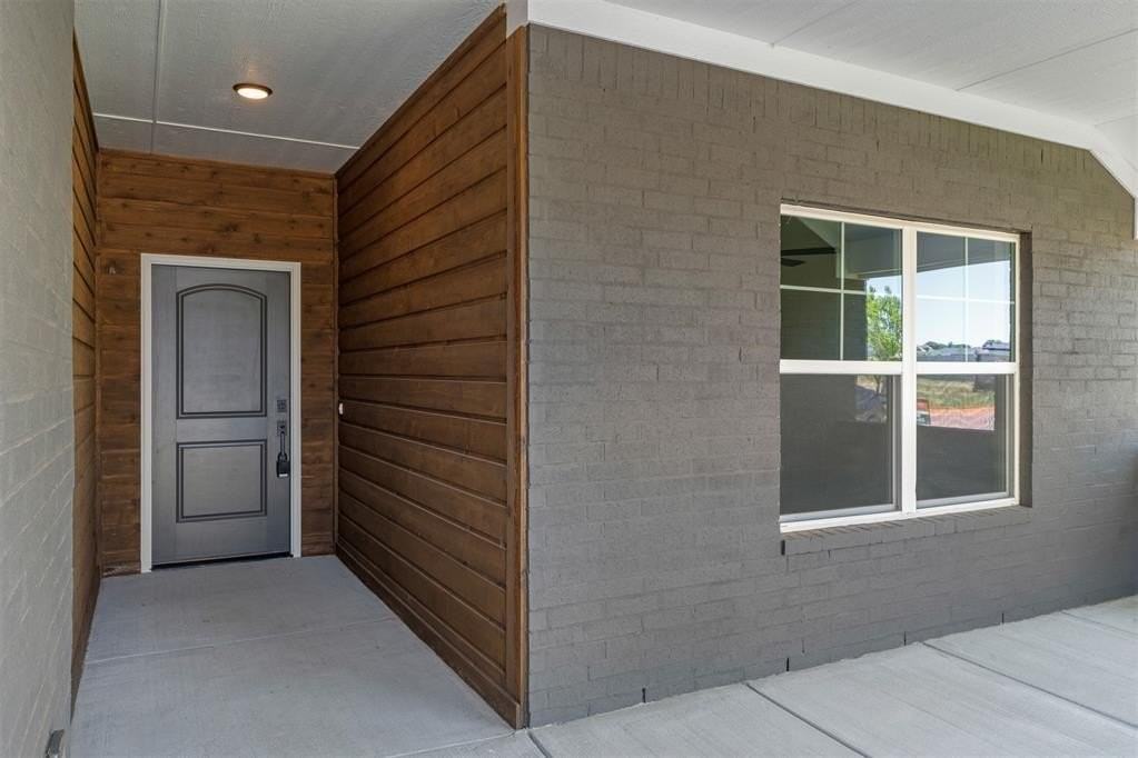 3400 Piney River Dr - Photo 3 of 41