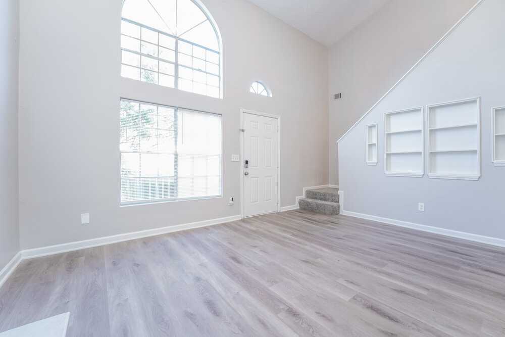 4955 Windsor Downs Ln - Photo 6 of 20