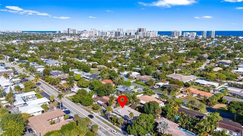 2616 Middle River Dr - Photo 4 of 40