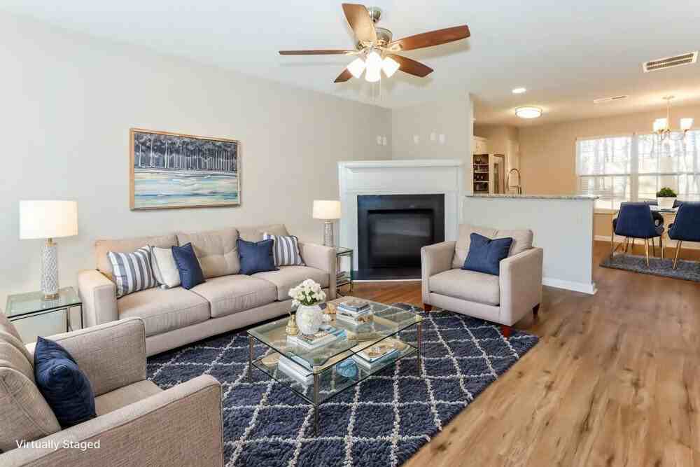 641 Stadler Pointe - Photo 4 of 20