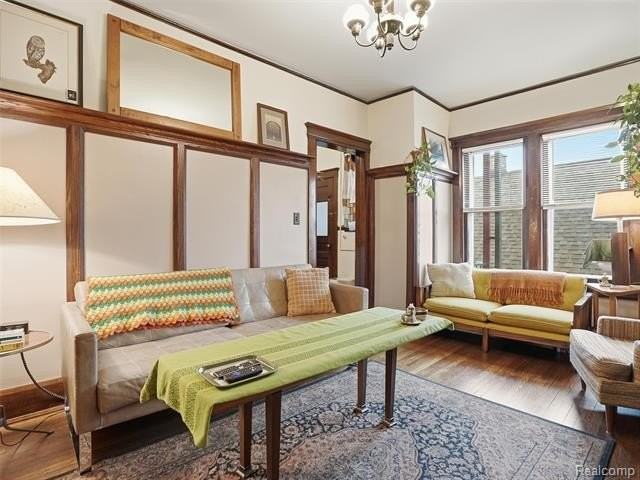 2000 Dalzelle St #2 - Photo 7 of 16