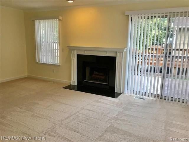 41363 Cornell Dr - Photo 4 of 17