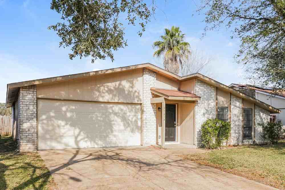 15614 Mendocino Dr - Photo 3 of 16