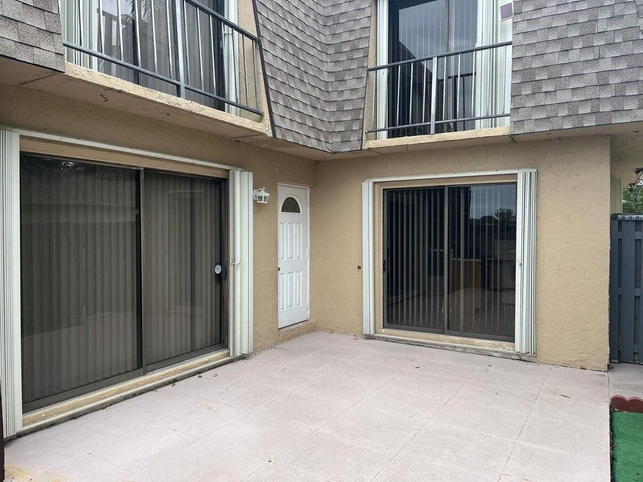 4602 Waterview Cir - Photo 4 of 13