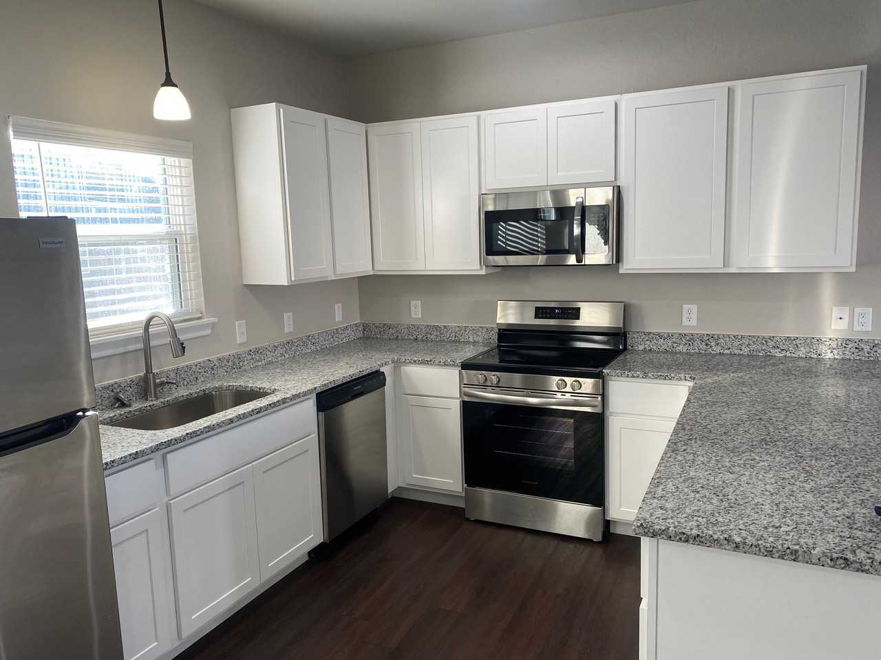 3427 - 3478 Brooke Place - 3468 #3468 - Photo 4 of 16