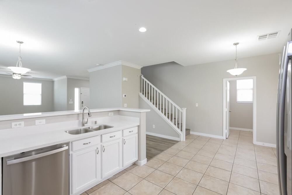 724 Beechwheat Way - Photo 6 of 17