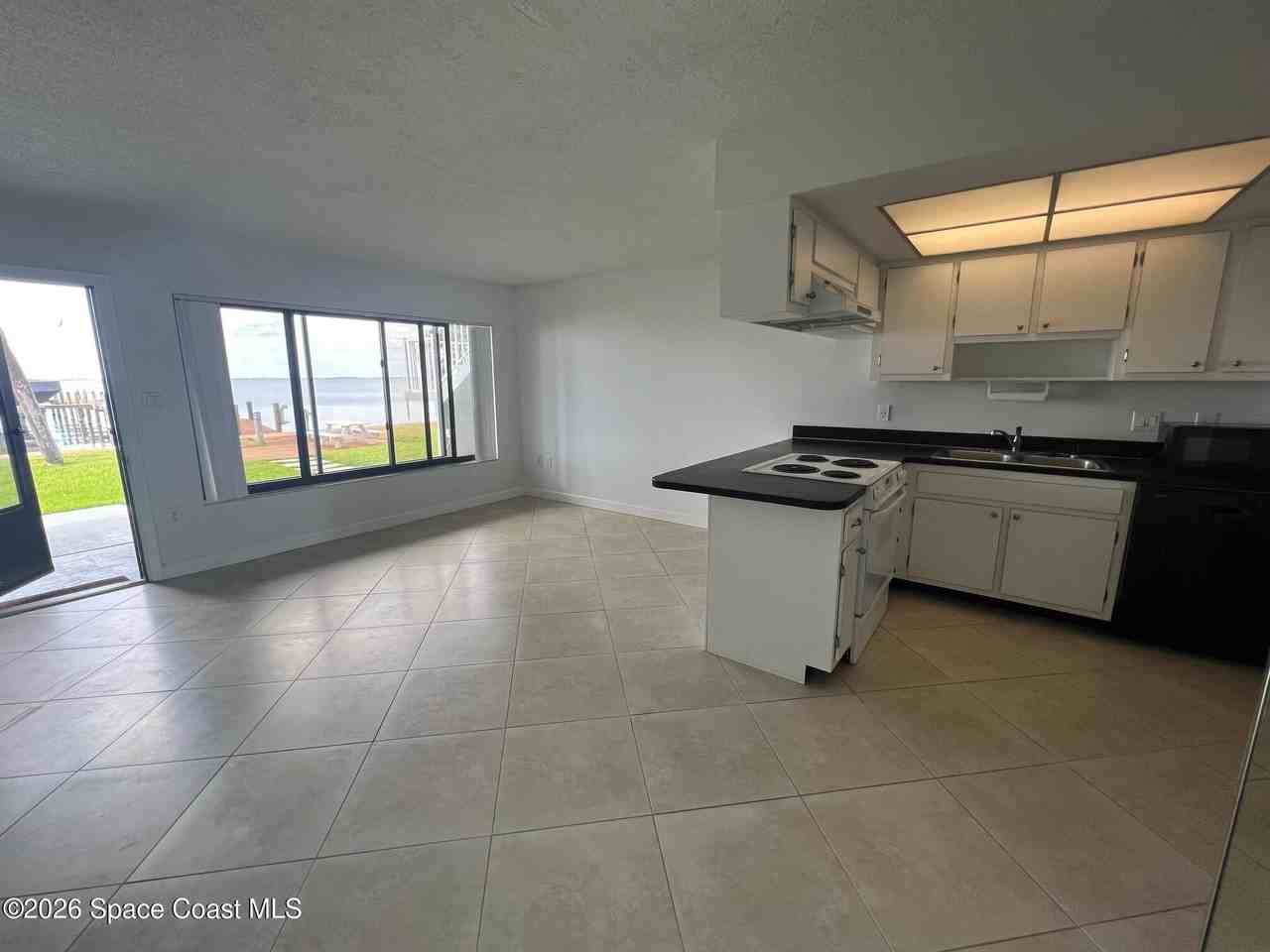 3100 S Atlantic Ave Apt 103 #103 - Photo 4 of 28