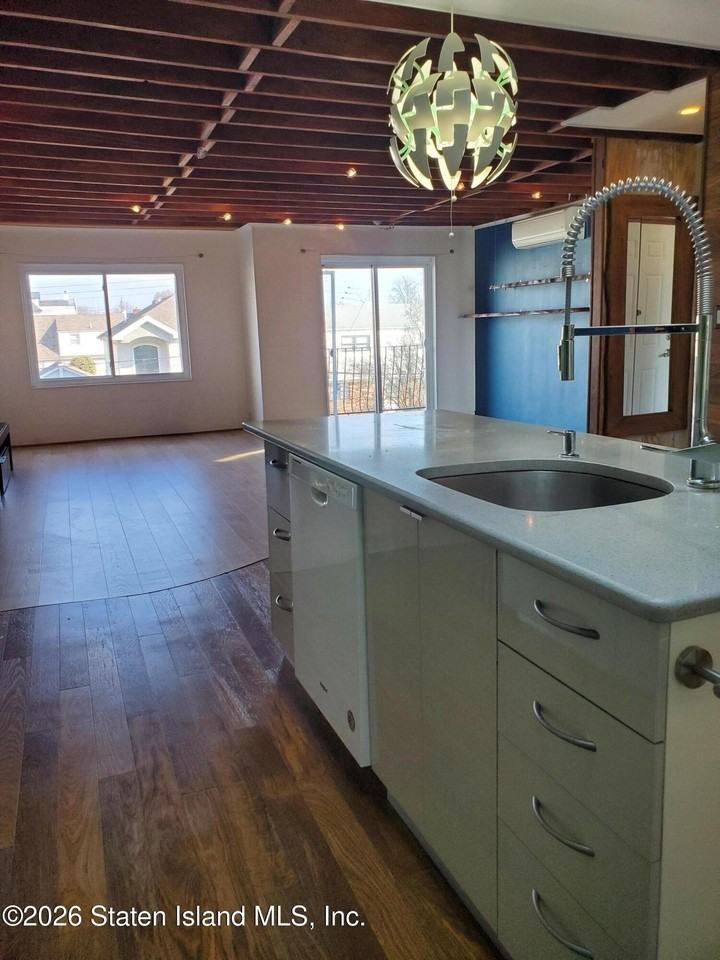 310 Delaware Ave 3rd Fl #3rdFL - Photo 4 of 17