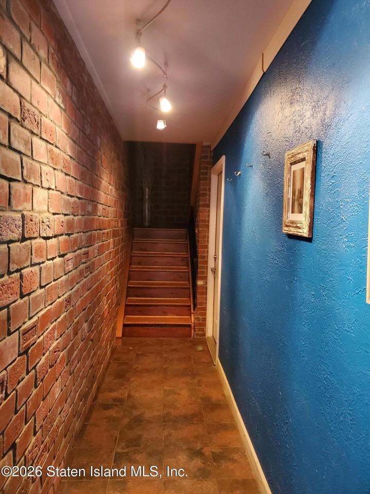 310 Delaware Ave 3rd Fl #3rdFL - Photo 5 of 17