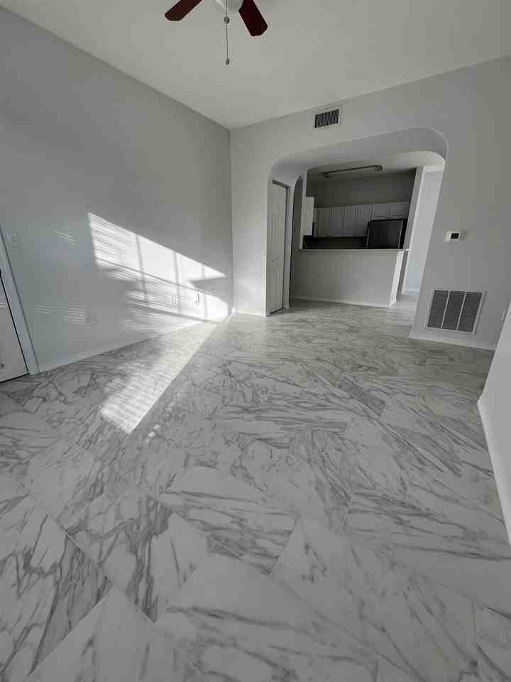 25103 Harbour Vista Cir - Photo 2 of 28